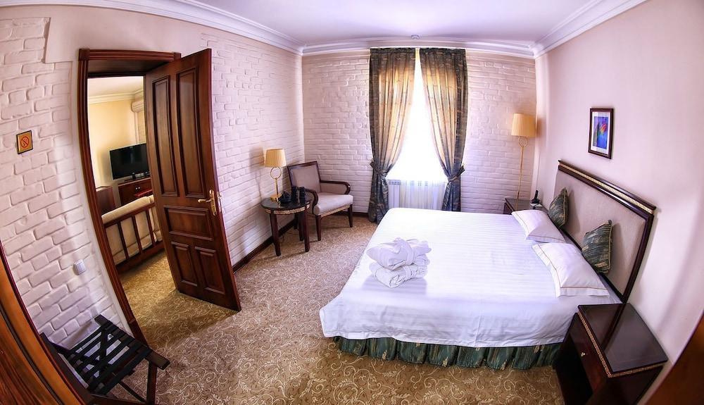 Hl 309 Hotel Tasken Kültér fotó